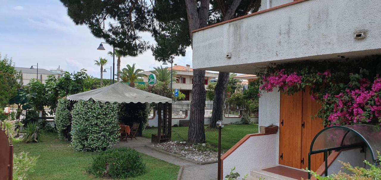 Villa La Casa Di Mare Silvi Marina Esterno foto